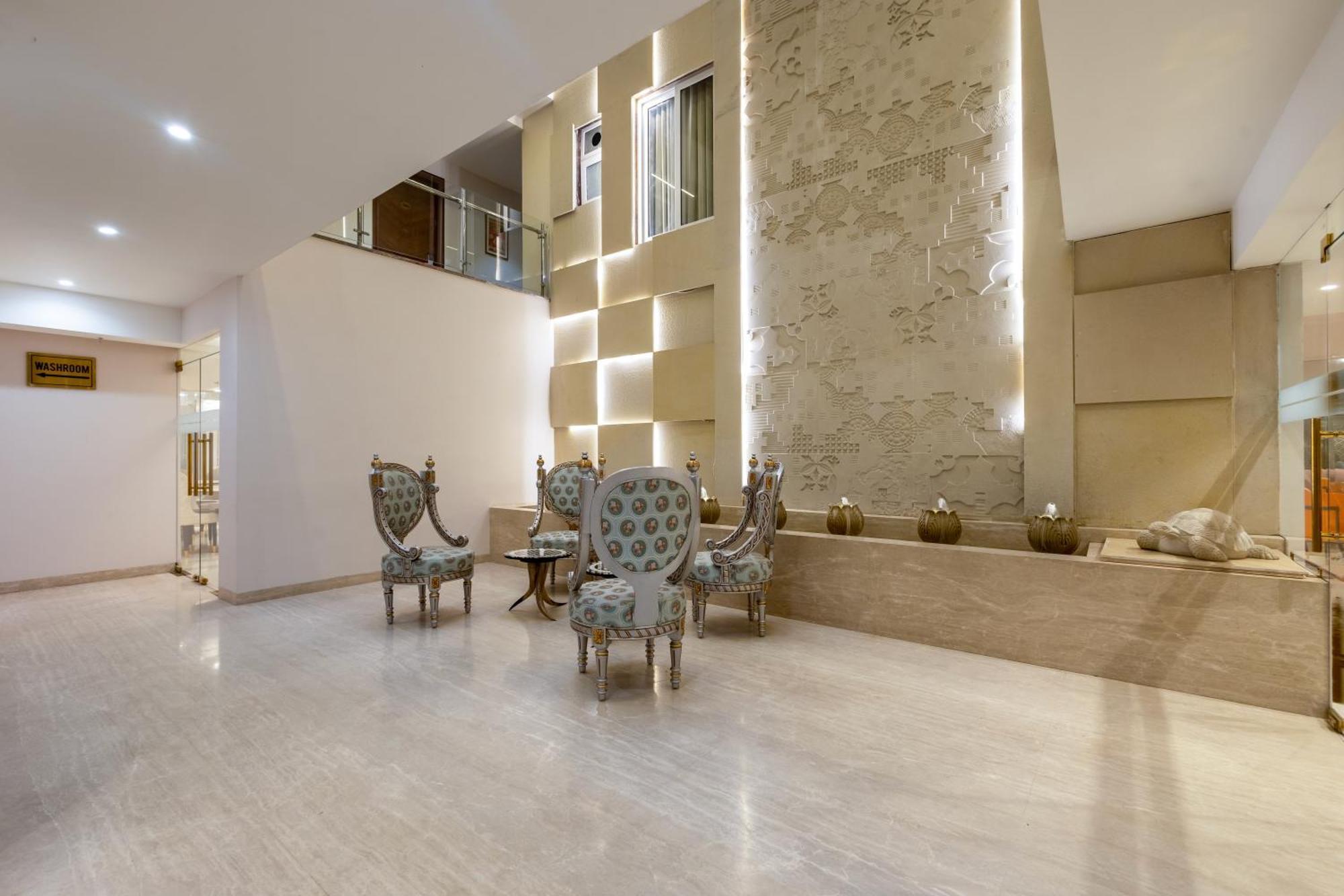 Hotel Ginger Palace Delhi Airport New Delhi Eksteriør billede